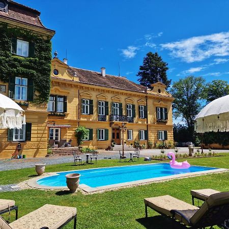 Bed and Breakfast Palais Kneissl  Burgau Exterior foto