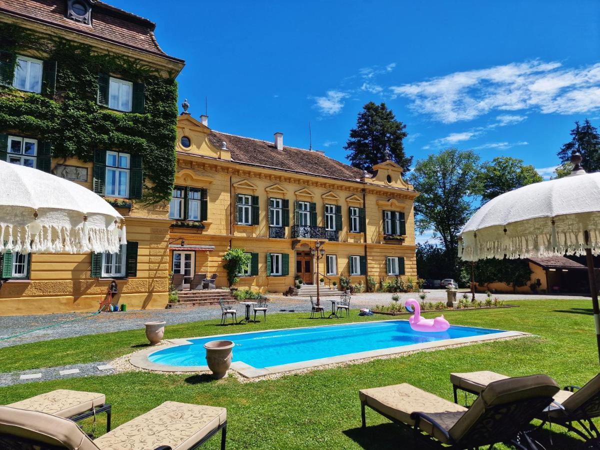Bed and Breakfast Palais Kneissl  Burgau Exterior foto